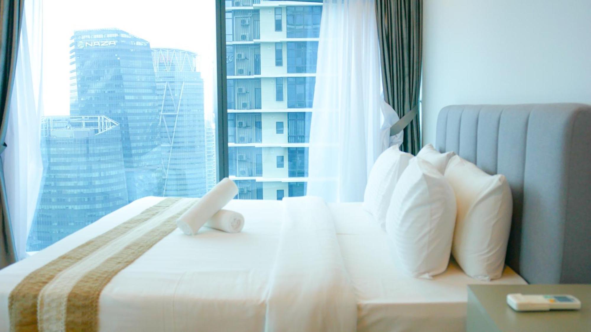 Crystal At Eaton Klcc Apartment