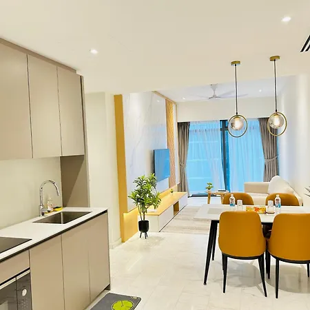 Crystal Suite At Eaton Klcc Kuala Lumpur Exterior photo
